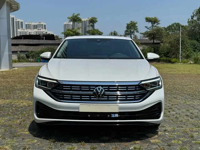 Volkswagen Sagitar — Фото автомобиля 2