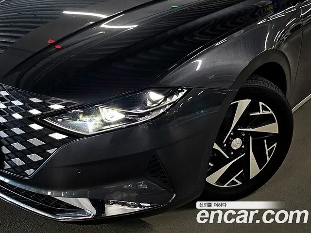 Hyundai Grandeur (New) Hybrid — Фото автомобиля 20