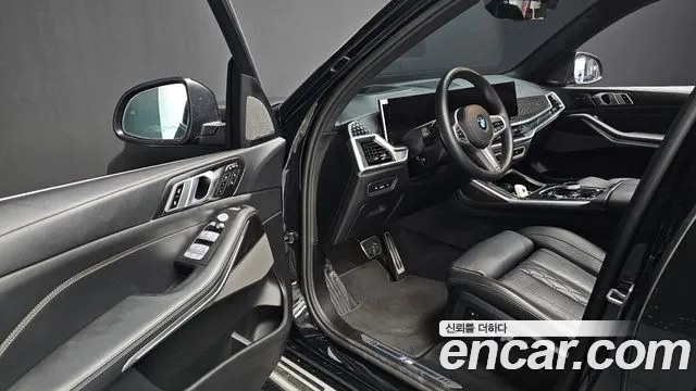 BMW X7 — Фото автомобиля 10