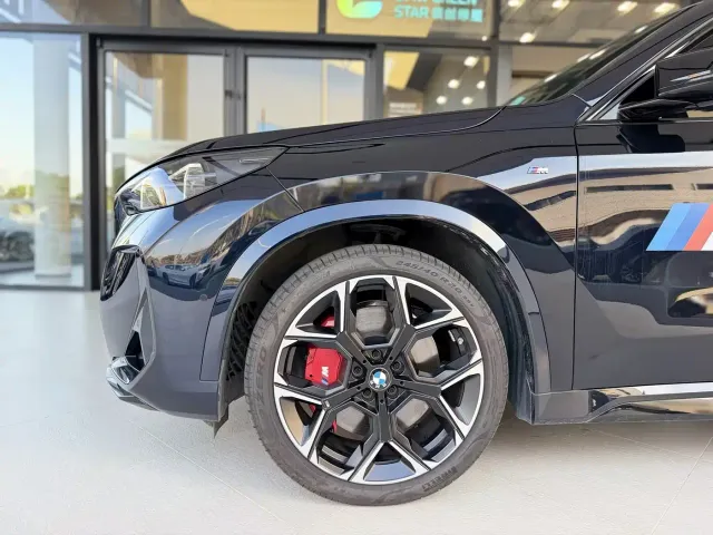 BMW X1 — Фото автомобиля 4