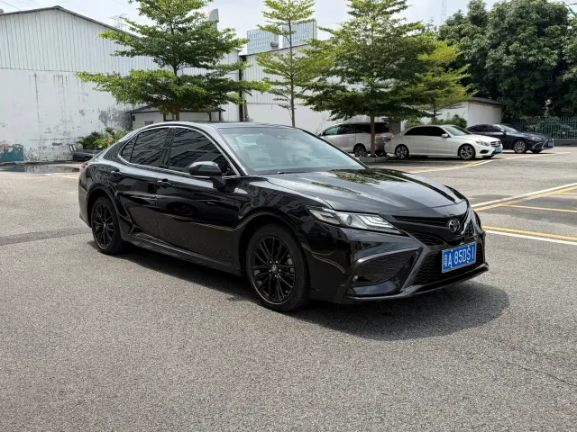 Toyota Camry — Фото автомобиля 3
