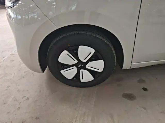 Wuling Hongguang Mini EV — Фото автомобиля 22
