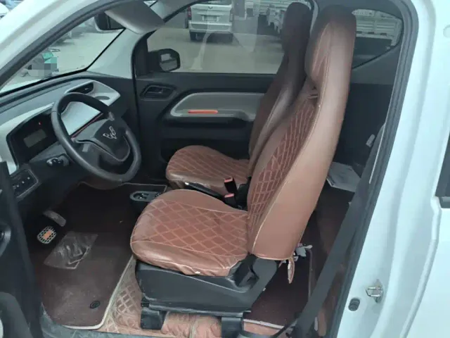 Wuling Hongguang Mini EV — Фото автомобиля 14