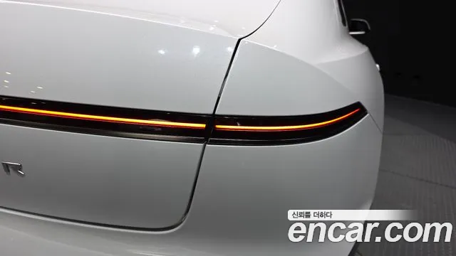 Hyundai Grandeur GN7 — Фото автомобиля 8