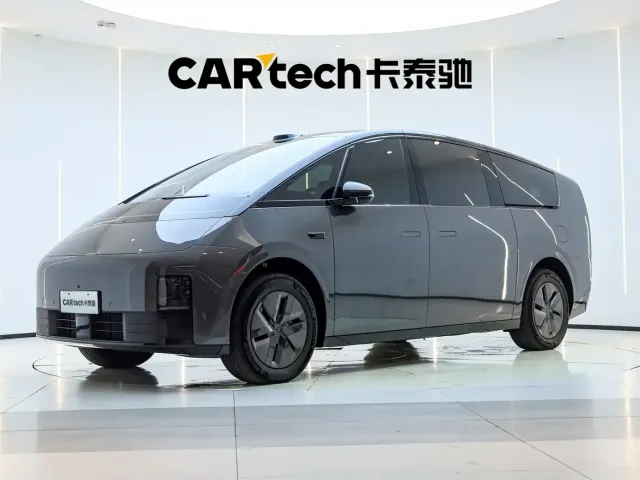 Li Auto MEGA — Фото автомобиля 3