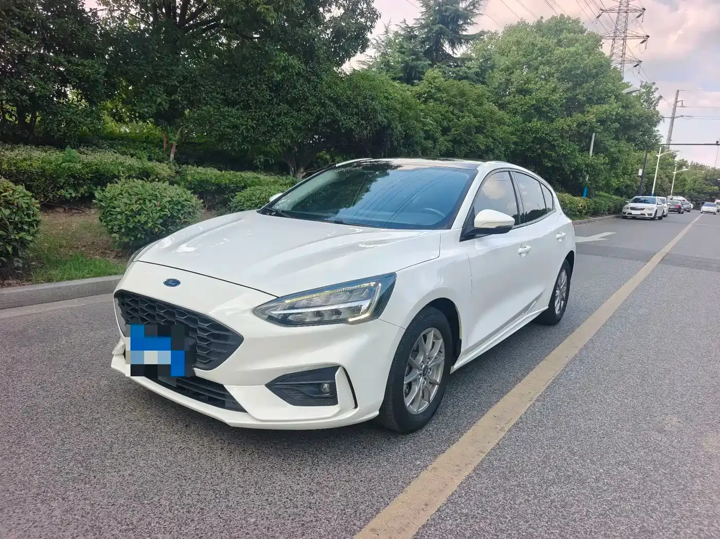 Фотография автомобиля — Ford Focus