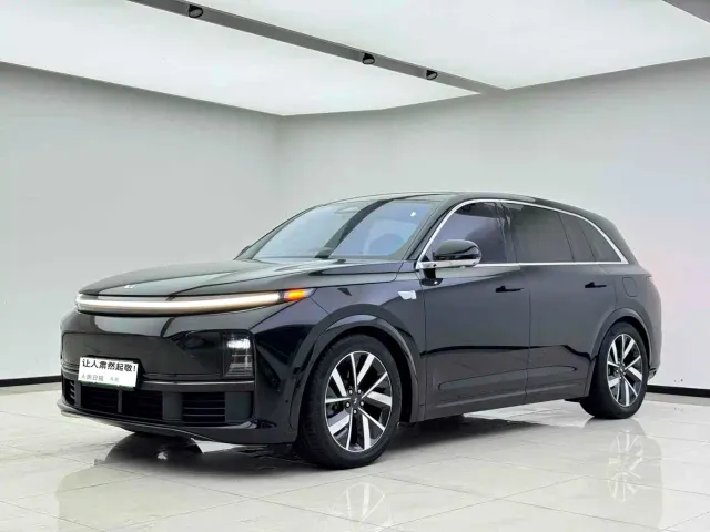 Фотография автомобиля — Li Auto L7
