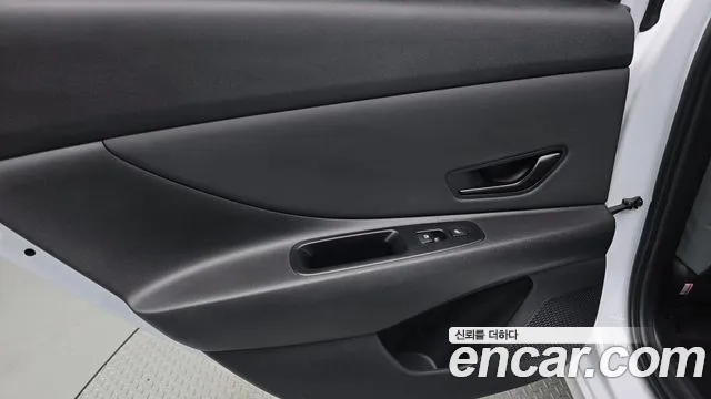 Hyundai Avante — Фото автомобиля 14