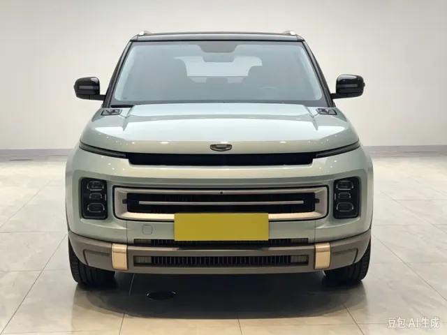 Geely ICON — Фото автомобиля 2