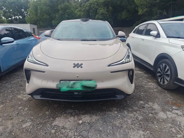 IM Motors LS6 — Фото автомобиля 2