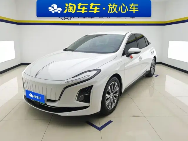 Фотография автомобиля — Hongqi E-QM5