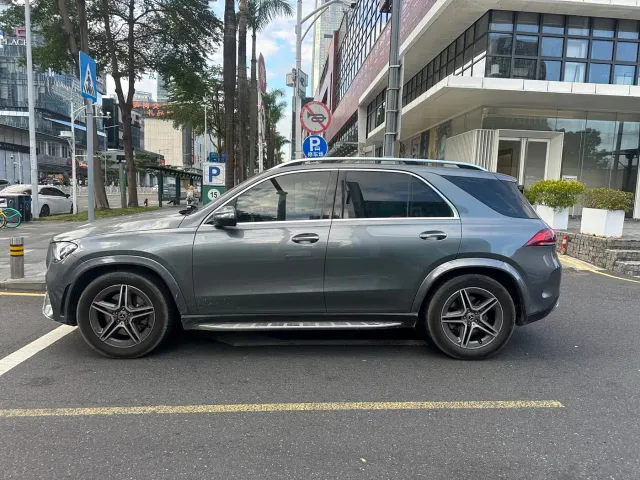 Mercedes-Benz GLE-Class — Фото автомобиля 8