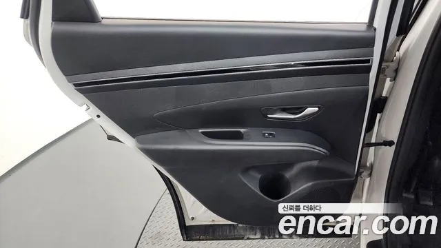 Hyundai Tucson Tucson (NX4) Бензин 1.6 турбо 2WD — Фото автомобиля 22