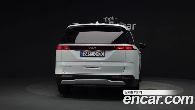 Kia Canival Carnival 4 поколение Дизель 9 мест Prestige — Фото автомобиля 4