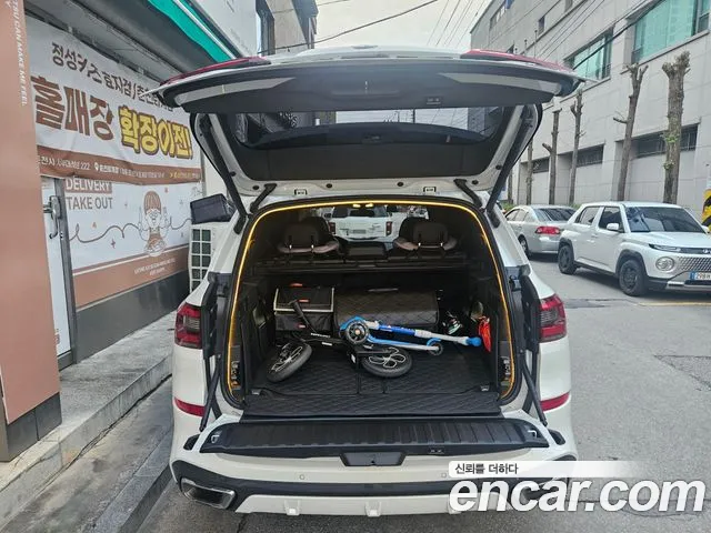 BMW X5 xDrive 40i M Sport — Фото автомобиля 10
