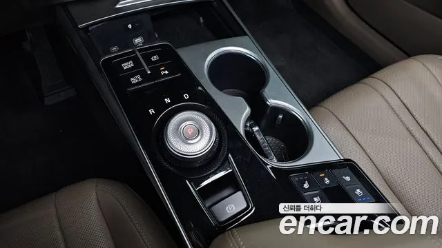Kia K8 K8 Hybrid — Фото автомобиля 9