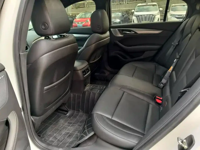 Cadillac CT5 — Фото автомобиля 13