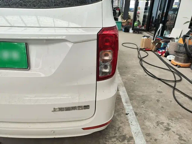 Wuling Hongguang — Фото автомобиля 7