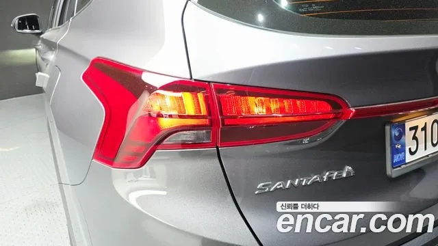 Hyundai Santafe Новый Santa Fe Дизель 2.2 2WD — Фото автомобиля 20