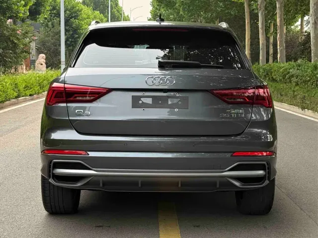 Audi Q3 — Фото автомобиля 9