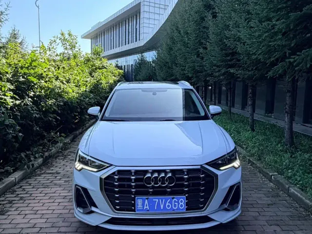 Audi Q3 — Фото автомобиля 2