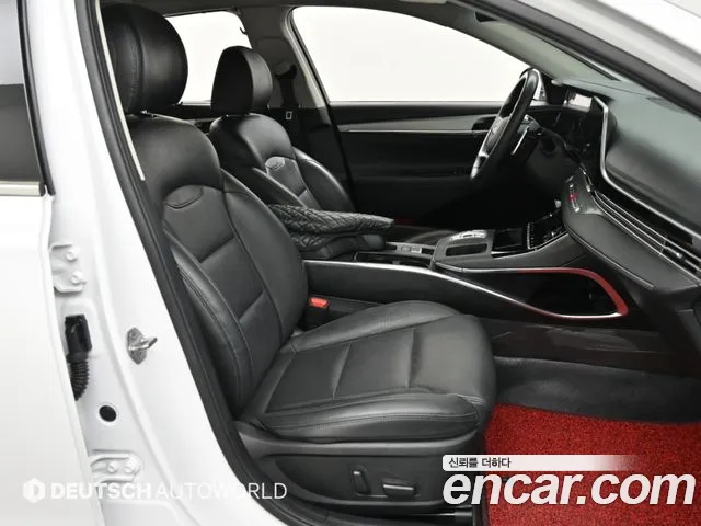 Hyundai Grandeur New — Фото автомобиля 10