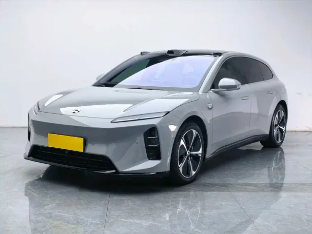 Фотография автомобиля — Nio ET5 Touring