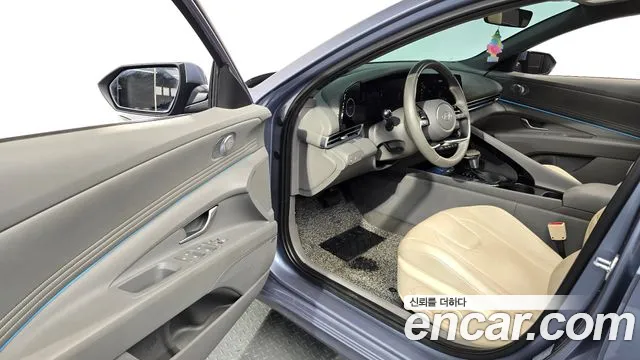 Hyundai AVANTE Новый Avante (CN7) — Фото автомобиля 10