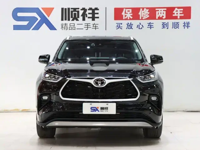 Toyota Highlander — Фото автомобиля 2