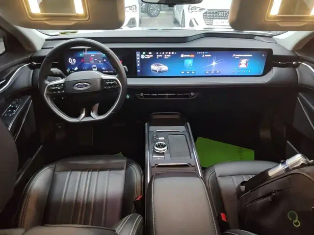 Ford Mondeo — Фото автомобиля 9