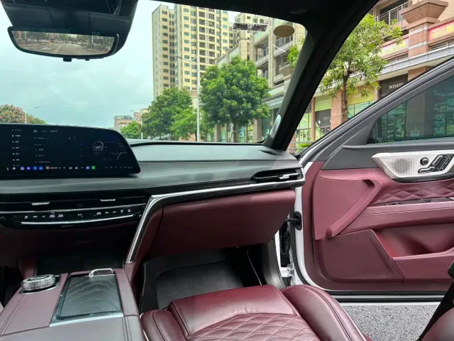 Cadillac CT6 — Фото автомобиля 28