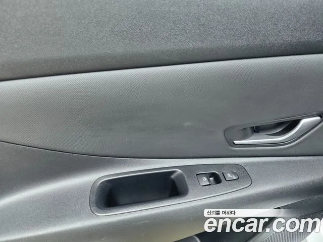 Hyundai AVANTE Avante (CN7) — Фото автомобиля 17