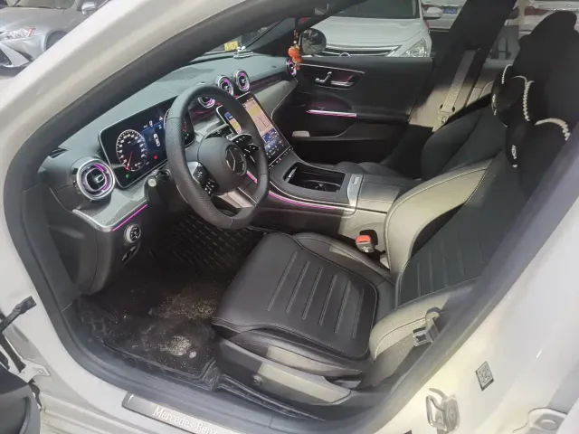 Mercedes-Benz C-Class — Фото автомобиля 6