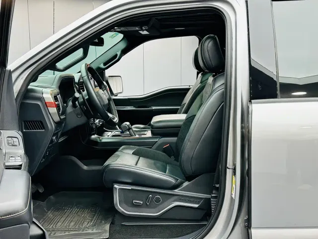 Ford F-150 Raptor — Фото автомобиля 12
