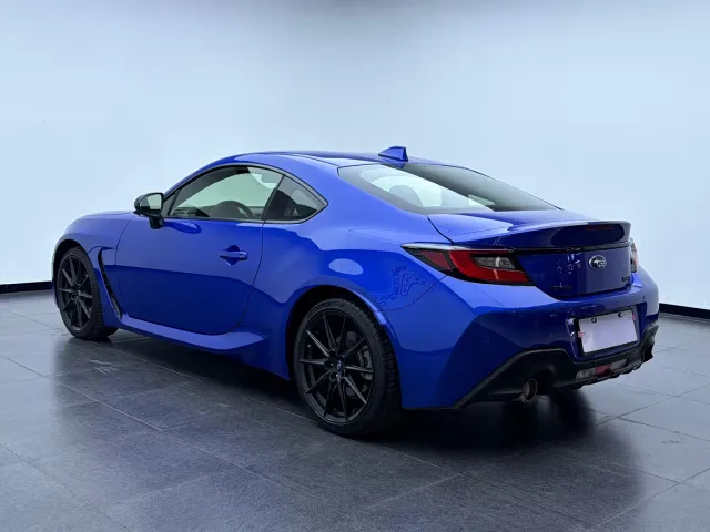 Subaru BRZ — Фото автомобиля 15