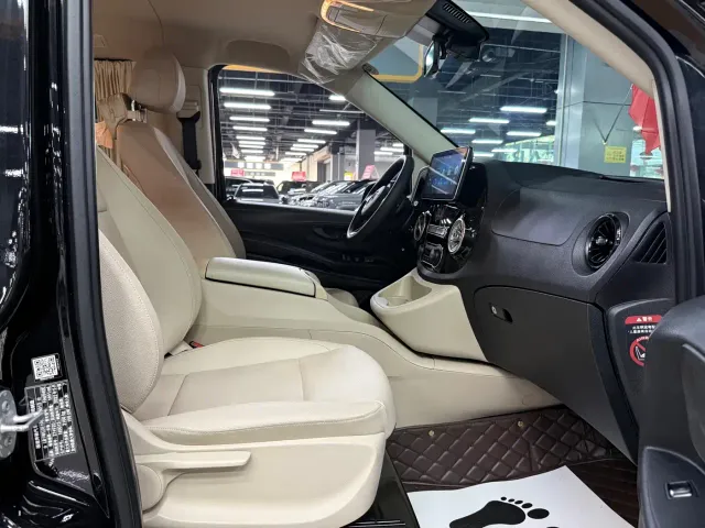 Mercedes-Benz Vito — Фото автомобиля 14