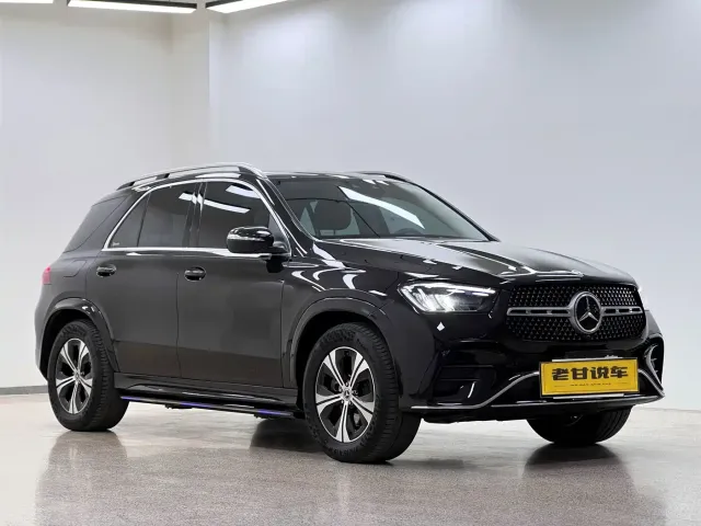 Mercedes-Benz GLE-Class — Фото автомобиля 4