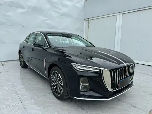 Hongqi H5 — Фото автомобиля 3