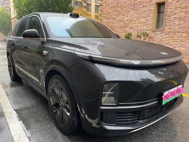 Фотография автомобиля — Li Auto L9
