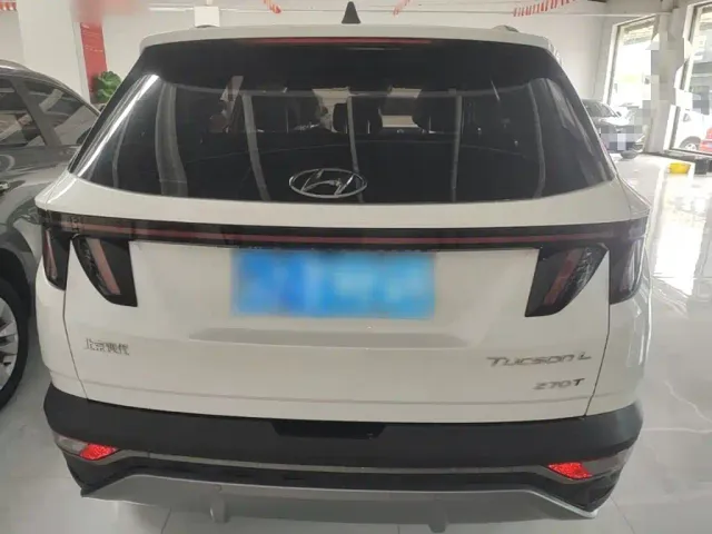 Hyundai Tucson — Фото автомобиля 3