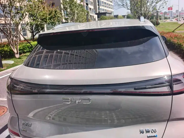 BYD Sealion 06 — Фото автомобиля 4