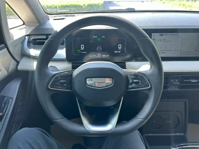 Geely Geometry E Firefly — Фото автомобиля 9
