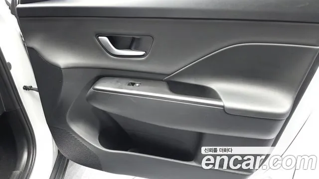 Hyundai Kona — Фото автомобиля 13