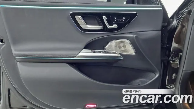 Mercedes-Benz E-Class — Фото автомобиля 15