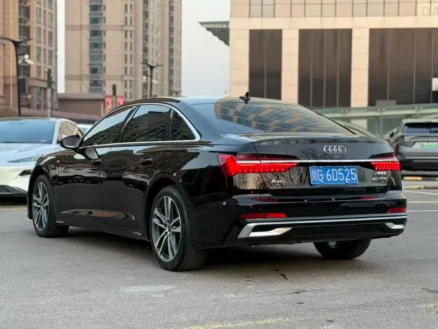 Audi A6L — Фото автомобиля 6