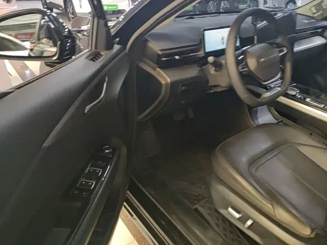 Wuling Starlight — Фото автомобиля 14