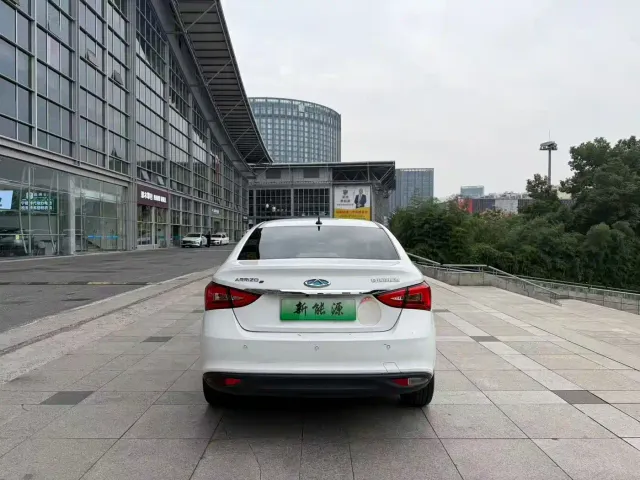 Chery Arrizo e — Фото автомобиля 5