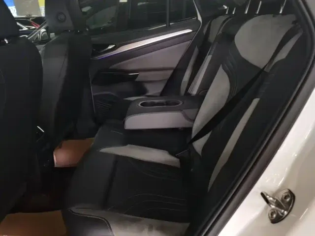 Volkswagen ID.4 Crozz — Фото автомобиля 12