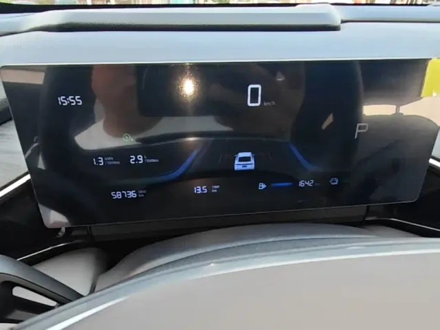 Geely Galaxy L6 — Фото автомобиля 11