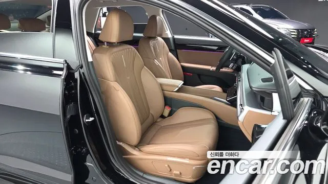 Hyundai Grandeur GN7 — Фото автомобиля 11